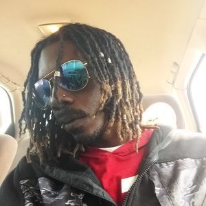 Meet your Posher, Demeer